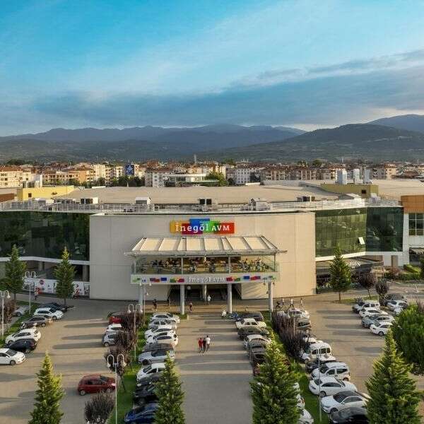 Nisan ayı İnegöl AVM’de dolu dolu geçiyor