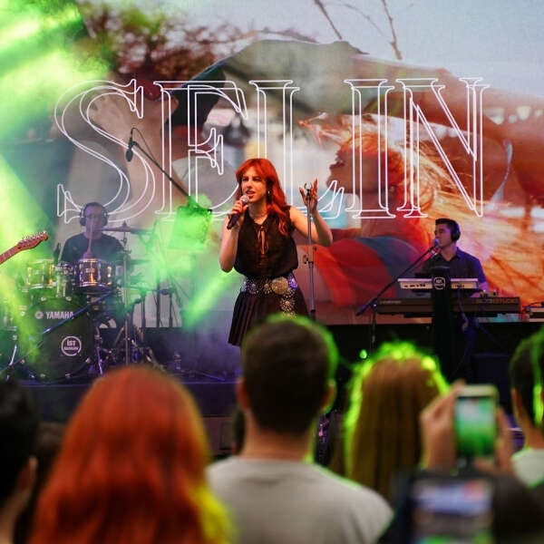Akasya 10. yıl konserleri, SELİN ile şenlendi