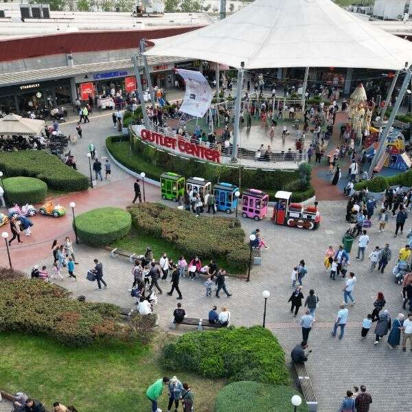 İlker Özçetin 11 Outlet Center İzmit 48. Geleneksel Ucuzluk Panayırı
