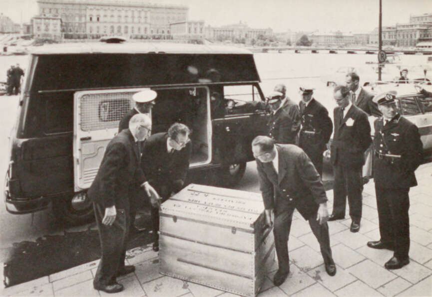Securitas transporting artwork to Nationalmuseum in Stockholm 142816507 1