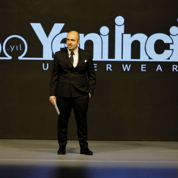 Yeni İnci, 60.yılını kutladı