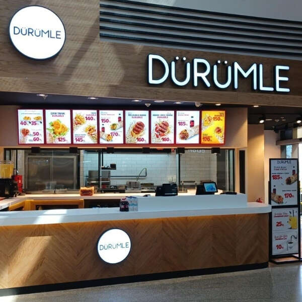 Dürümle Kahramanmaraş Piazza AVM’de yeni restoranını açtı