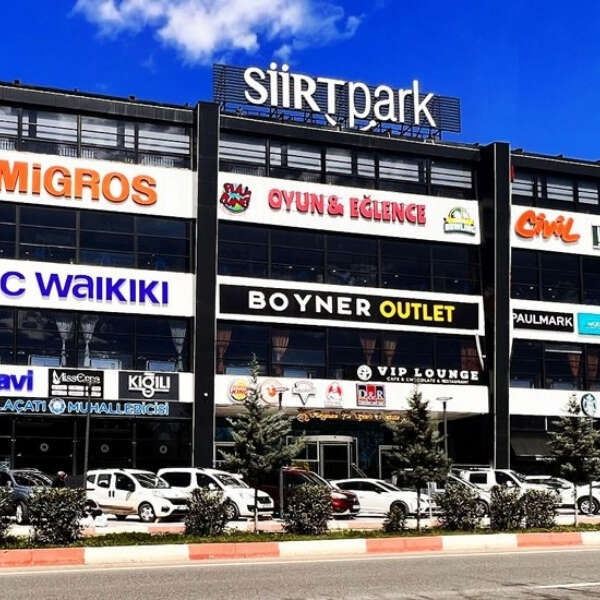 NTS Danışmanlık projesi Siirt Park AVM’de Siirt’in ilk ve tek YVES ROCHER mağazası açıldı