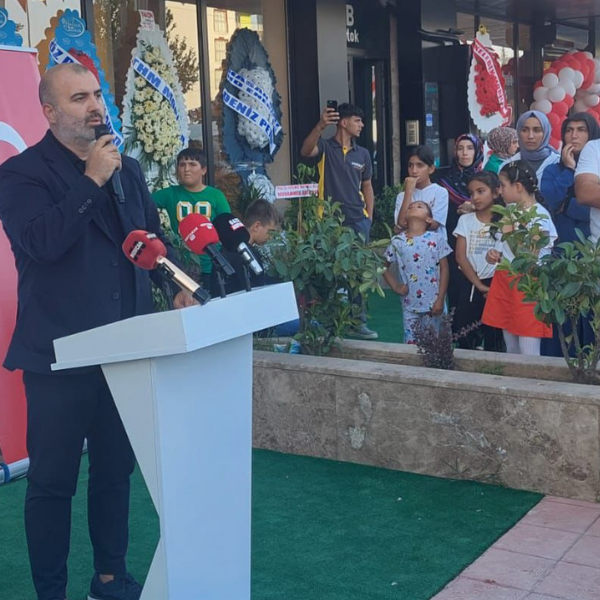 Kelebek Mobilya 233’üncü mağazasını Adıyaman’da açtı