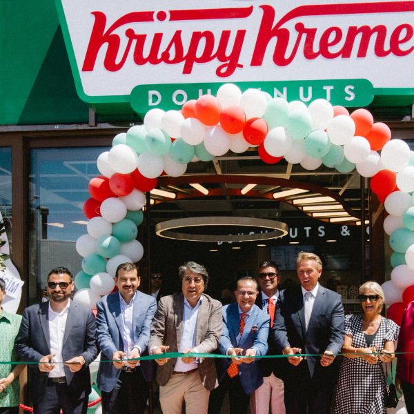 Dünyanın en büyük, Türkiye’nin ilk theatre konseptli Krispy Kreme mağazası Ankara’da açıldı