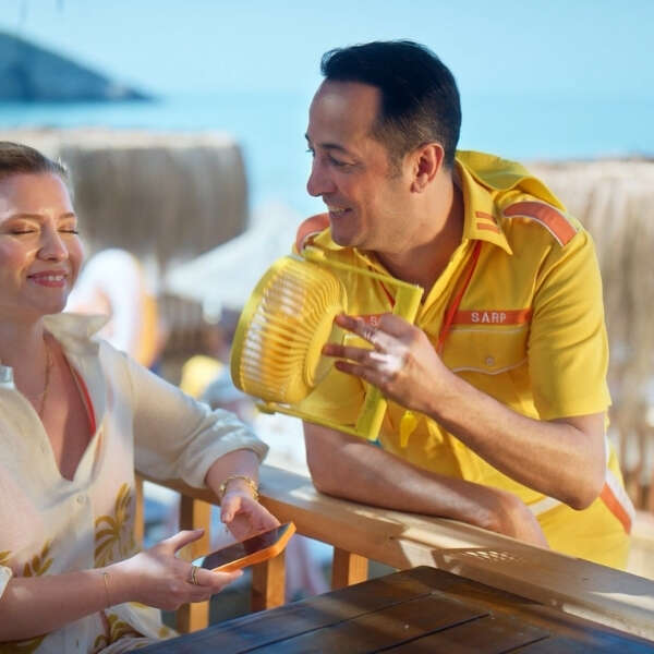 İlker Özçetin 11 Lipton Ice Tea yeni marka yüzü Sarp Apak ile serinletecek