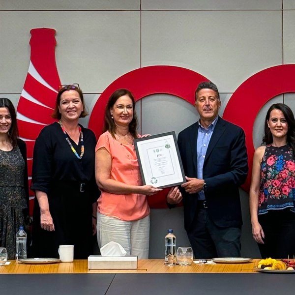 İlker Özçetin 7 Coca-Cola İçecek genel müdürlük binası yeşil ofis diploması aldı