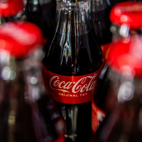 İlker Özçetin 6 Coca-Cola İçecek, 2023 Entegre Faaliyet Raporunu dört dilde yayımladı