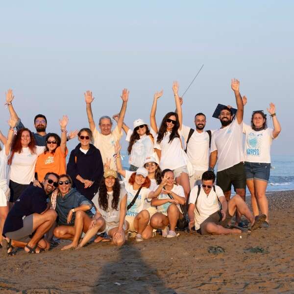 İlker Özçetin 6 Mavi Gönüllüleri, Indigo Turtles projesi ile Caretta Caretta’ları Akdeniz’le buluşturmaya devam ediyor