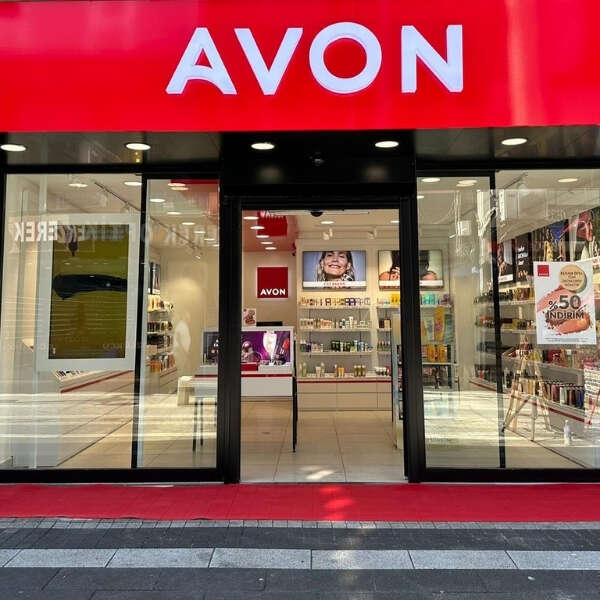 Avon, Tokat’taki ilk perakende satış noktasını açtı