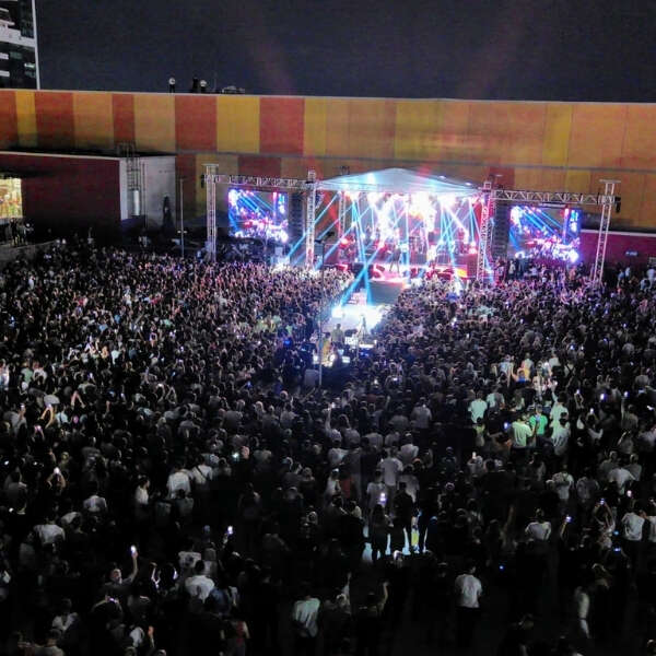 Marmara Park AVM, Haluk Levent konserinde yaklaşık 13 bin kişiyi ağırladı