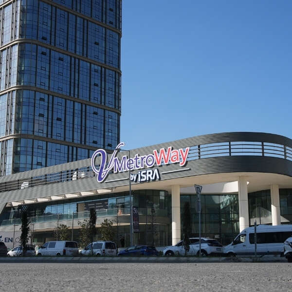 İlker Özçetin 7 İsra Holding’in Başakşehir’deki yatırımı V Metroway AVM yarın kapılarını açıyor