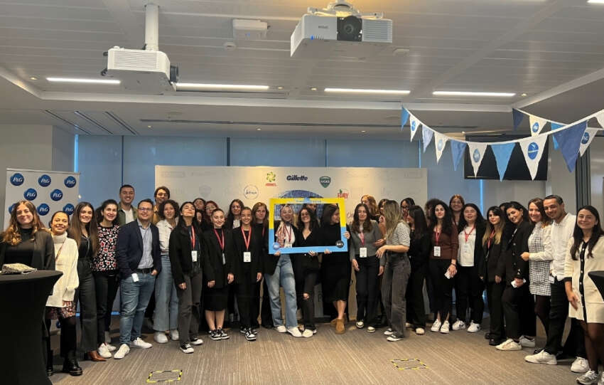 PG Turkiye 16. Kez Gelecegin Kadin Liderlerine kariyer yolculuklarinda rehberlik ediyor