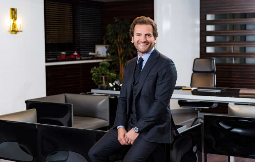 SaatSaat ilk alti ayda adet bazli 264 buyume sagladi