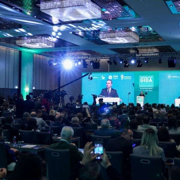 İlker Özçetin 12 Gıda sektörünün en büyük organizasyonu “10. Sürdürülebilir Gıda Zirvesi” başladı