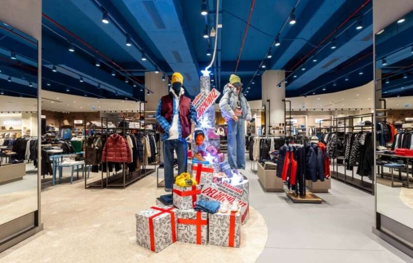 Boynerin yeni magazasi Kanyonda