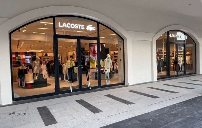 Eren Perakende calisan deneyimi odaginda magazaciligi yeniden sekillendiriyor