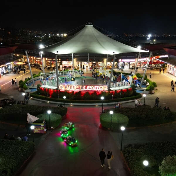Outlet Center İzmit’te 12 Aralık Mağazacılar Günü