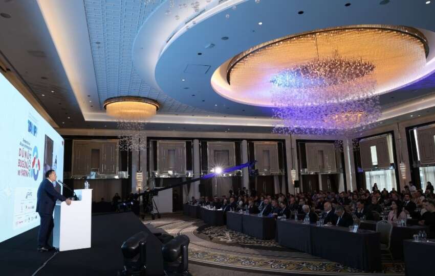 Perakende ve Alisveris Merkezlerinin Dunu Bugunu ve Yarini konusuldu