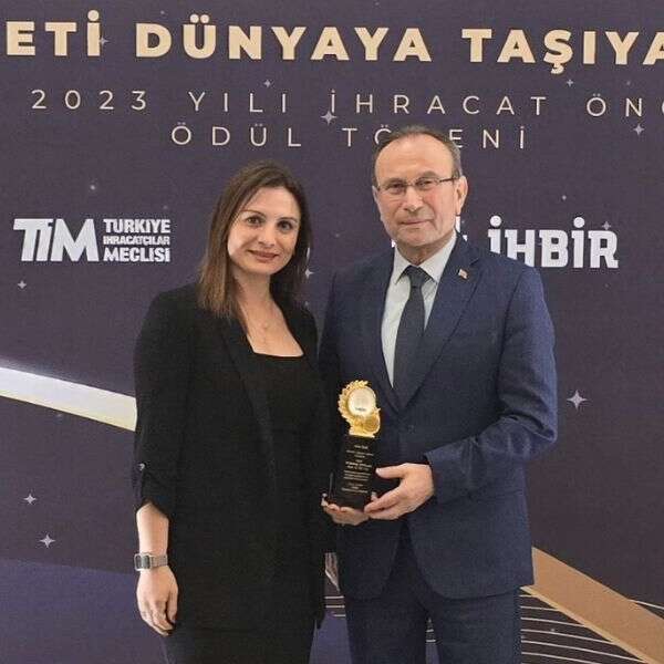 Reis Gıda, ihracat başarısı ile “Lezzeti Dünyaya Taşıyanlar” ödülünü aldı