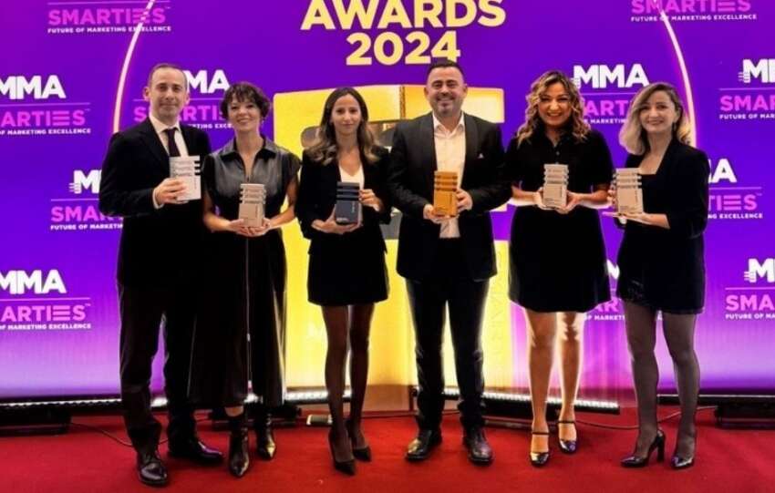 Teknosa Smarties Awards Turkiyede yilin markasi secildi