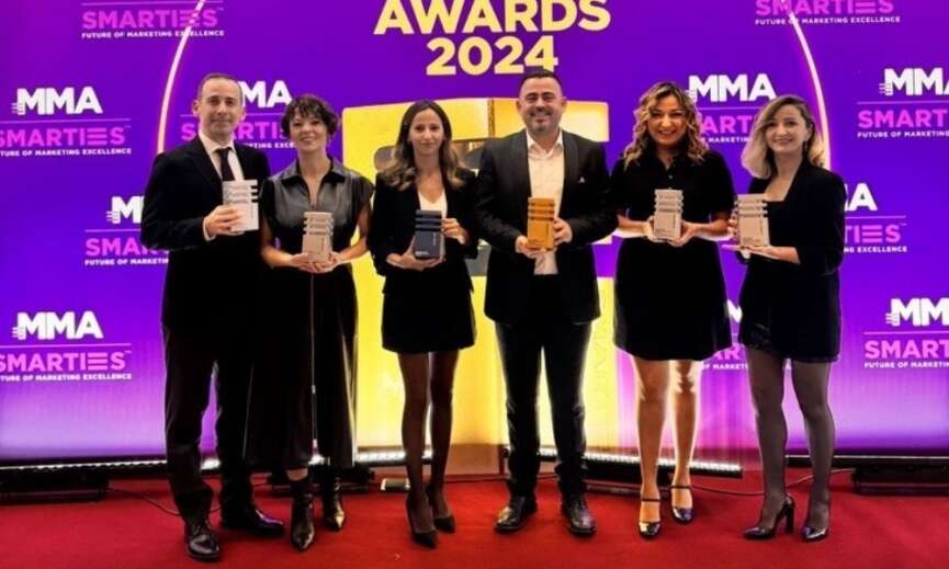 Teknosa Smarties Awards Turkiyede yilin markasi secildi