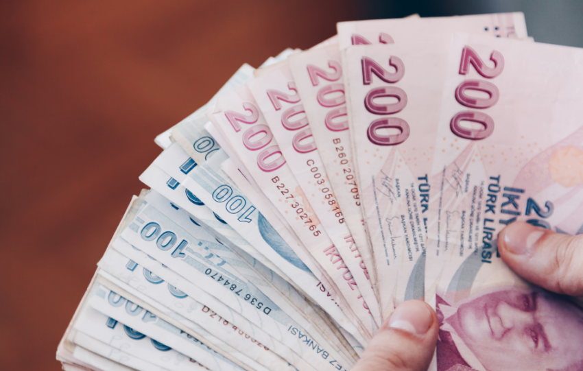 Turkiyede memur ve emekli maas zammi netlesti