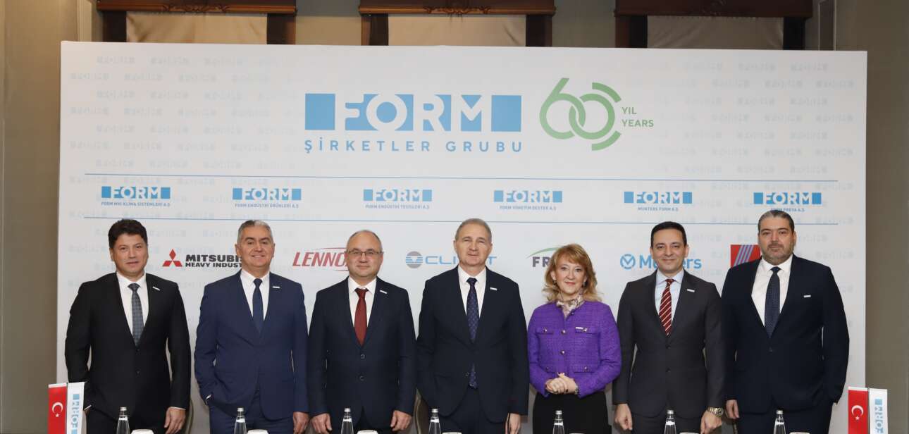 Zafer Sari Toni Timirci Guray Korun Tunc Korun Ozden Korun Oktay Gumusay Toros Arslanyan 2