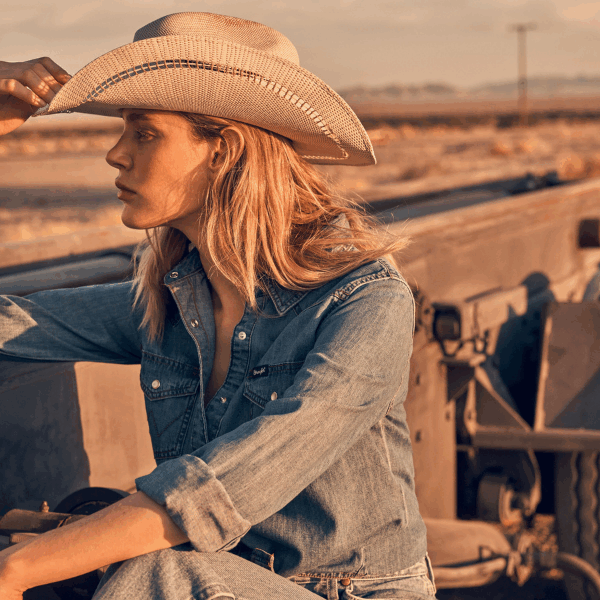 Wrangler, Anneler Günü’nde Stil Sahibi Bir Konfor Vadediyor