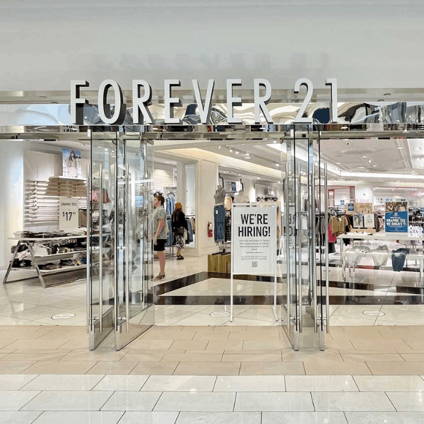 Forever 21 Alacaklıları, Marka Haklarının Authentic Brands Group’a Satışını Sorguluyor