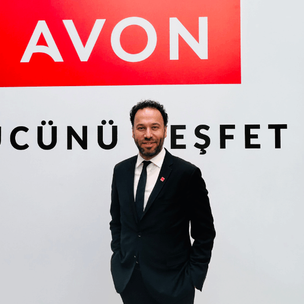 İlker Özçetin 3 Hasan Ulutürk: Her temas noktasında tutarlı ve kaliteli bir marka deneyimi sunmayı hedefliyoruz