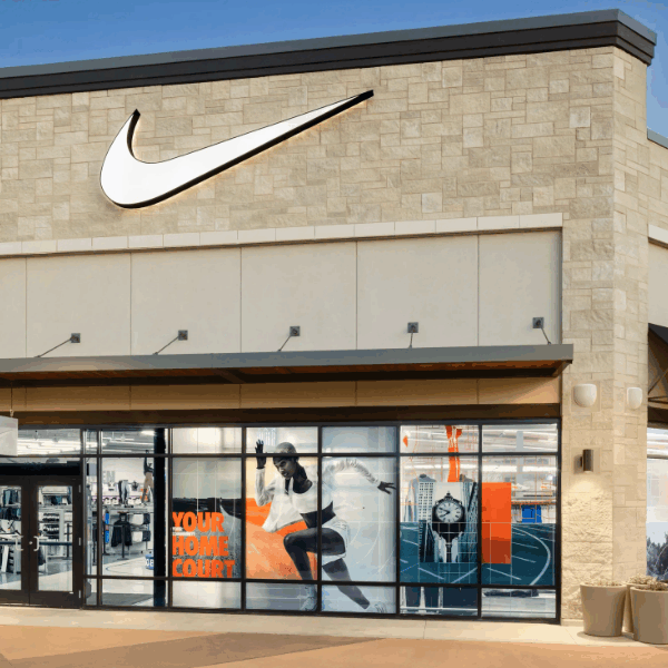 Nike, Amazon’a Geri Dönüyor ve Ayakkabı Fiyatlarını Artırıyor