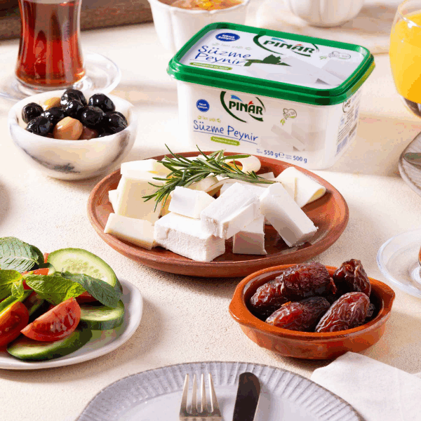 İlker Özçetin 11 Pınar, Süzme Peynir Pazarında Liderliğini Koruyor