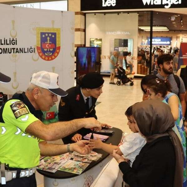 M1 Adana AVM’de Jandarma’nın 186. kuruluş yıl dönümü kutlandı