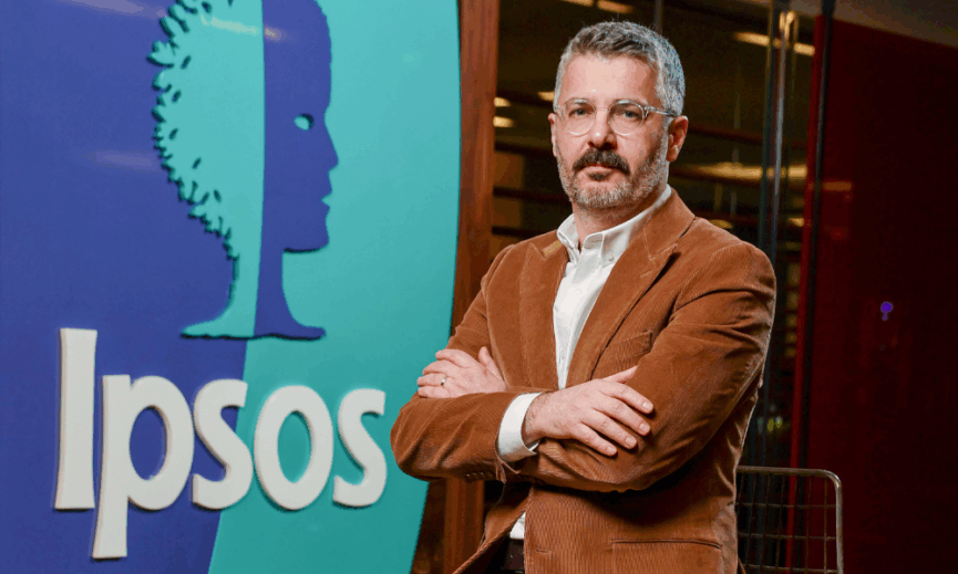 Global kirilganliga ragmen multecilere yonelik kamuoyu destegi suruyor