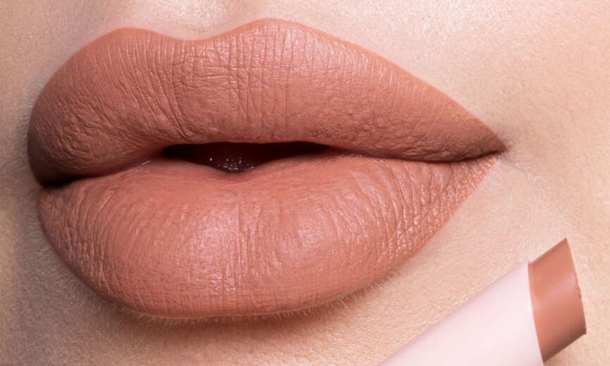 Dunya Ruj Gunune Ozel Gratiste Dudaklar Daha Renkli Firsatlar Daha Buyuk