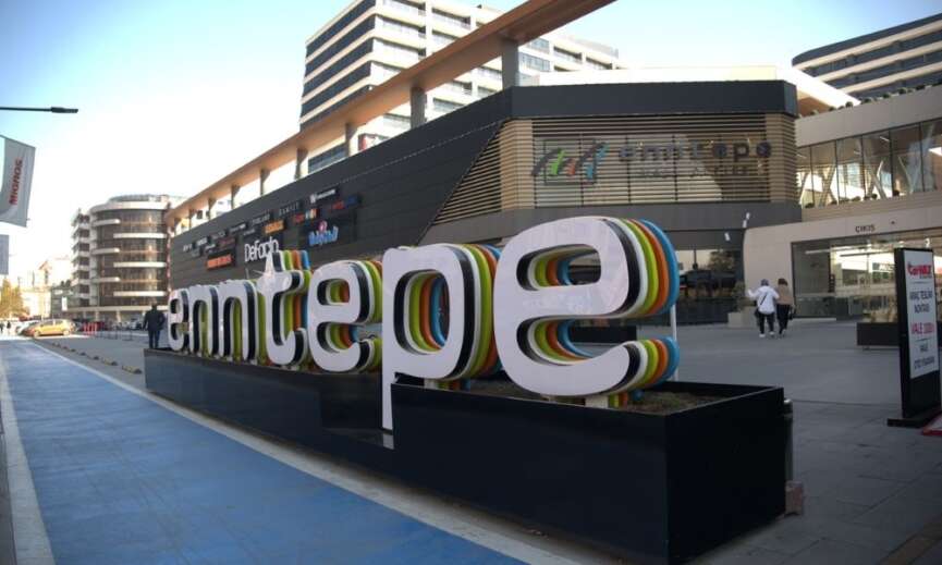 Enntepe Alisveris ve Eglence Merkezi 2. yasini kutluyor