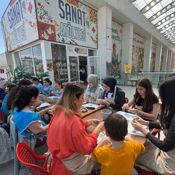 İnegöl AVM’de temmuz ayı sanatla renkleniyor