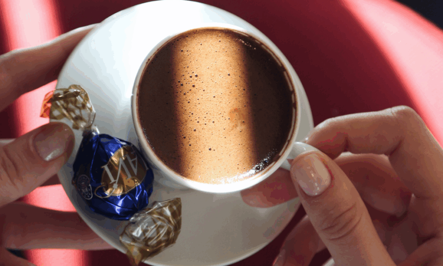 Kahve Dunyasinin Sosyal Medyada Yaptigi Cikolata Anketi Sonuclandi