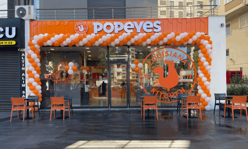 Popeyes® Istanbulda dort yeni lokasyonda hizmete acildi