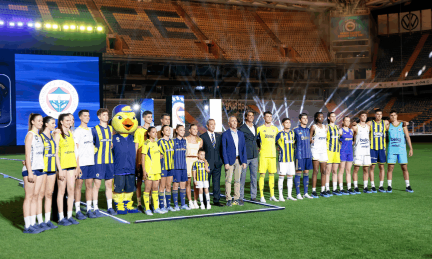 adidas ve Fenerbahceden Gecmis ve Gelecegi Bulusturan Dev Lansman