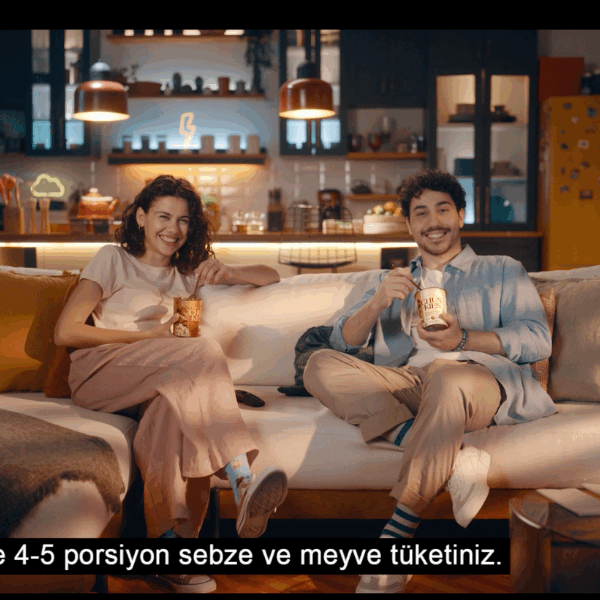 İlkay Keskin 10 Carte d’Or’dan TV keyfine tatlı bir dokunuş