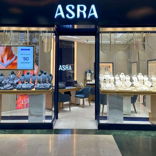 Erkmen Onbulak 12 Türkiye Mücevher Sektörü 2025’te 3,1 Milyar Dolar Hacme Ulaşırken, Asra Yeni Mağazası ile Pazar Payını Büyütüyor