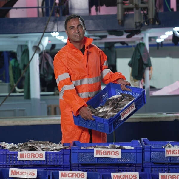 İlkay Keskin 6 Türkiye’nin en batısından en doğusuna 15 bin ton taze balık ulaştıracak