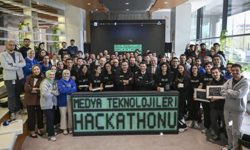 Arabica Coffee Housetan genclere ve teknolojiye guclu destek