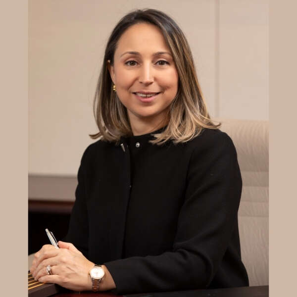 Erkmen Onbulak 8 Bacacı Yatırım Holding’in Pazarlama İcra Kurulu Üyesi Pelin Erkıralp oldu