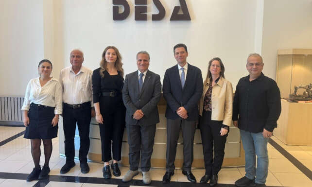 Italya Buyukelcisi Marrapodi Desanin Duzce Fabrikasini ziyaret etti