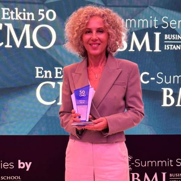 Erkmen Onbulak 6 Penti CMO’su Cristina Polini, bir kez daha “Türkiye’nin En Etkin 50 CMO’su” arasında