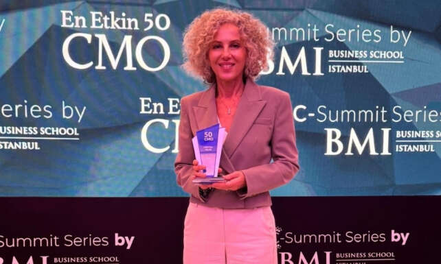 Penti CMOsu Cristina Polini bir kez daha Turkiyenin En Etkin 50 CMOsu arasinda