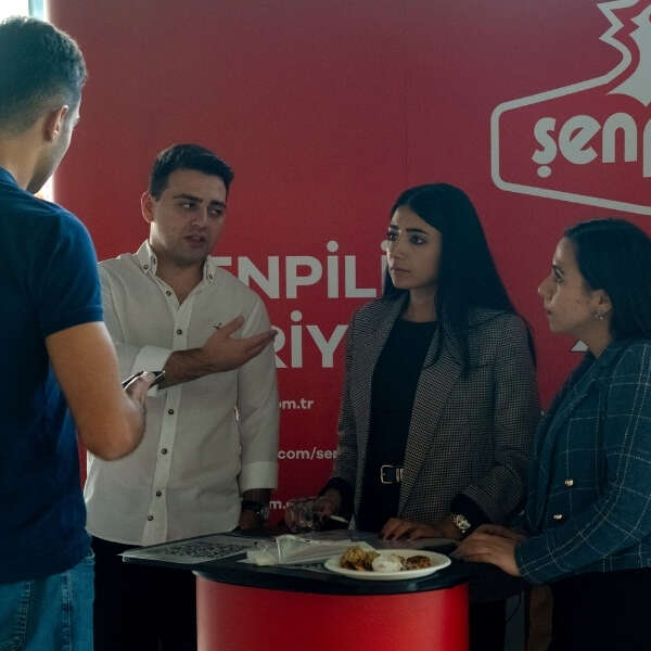 Şenpiliç, İTÜ’de Dijital Dönüşüm Yolculuğunu Gençlerle Paylaştı